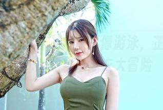 Feilin嗲囡囡 – 拍照就像游泳，芷儿Momoko的精选泳衣大冒险