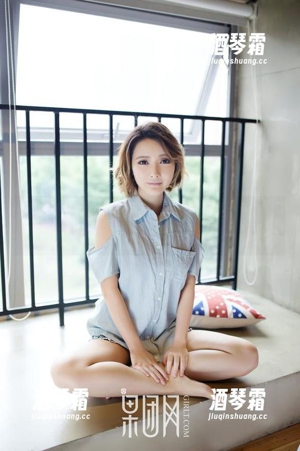 GIRLT果团网-莫雅琪 GIRLT果团网 - 莫雅琪泳衣图集:好吧,不得不承认,这一身只是冰山一角?