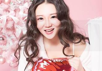 GIRLT果团网 – 龚玥菲的黑丝写真，壁纸级别太犯规了吧？