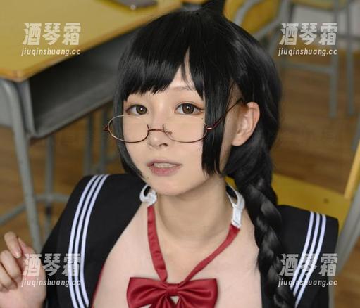 PAKI草莓酱的自拍作品集，下载之后你会考虑要不要分享？
