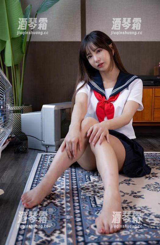 Seoyool(서율)的图包趣事：黎明时分的私拍，像是梦游般的清新