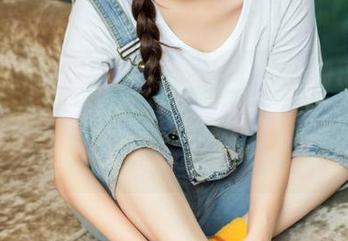 TouTiao头条女神 – 牵動我内心的小小期待，果儿Victoria那泳衣高清资源，看得我瞄了又瞄。