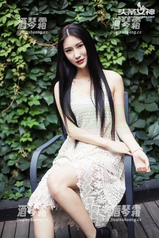 TouTiao头条女神 - 被高韩菲的御姐写真壁纸迷了眼，结果脑袋一片空白！