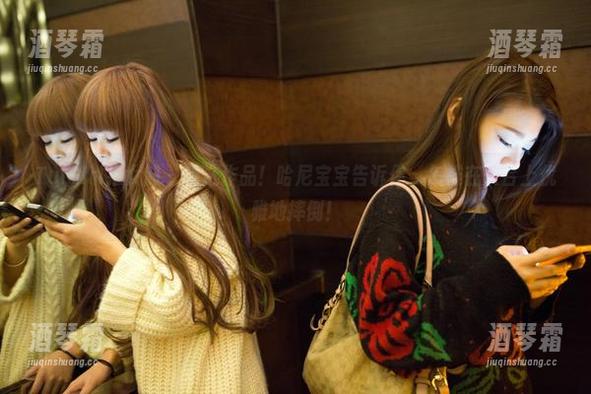 TuiGirl推女郎-哈尼宝宝 TuiGirl推女郎 - 精选作品!哈尼宝宝告诉你,怎样在天台上优雅地摔倒!