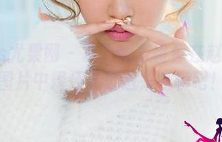 UGirls尤果网 – 夏日的芳香竟在赵颖儿的图片中释怀，戳进来聊聊吧！