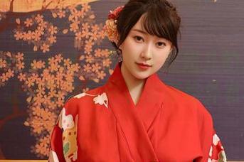 Xiuren秀人网 – 下载大美妞儿的灰丝作品，让你每次打开都觉得格外有味！