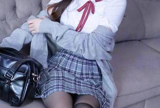 Xiuren秀人网 – 空姐娜娜子yy写真合集：穿上制服的她，真是不是一般的风味！