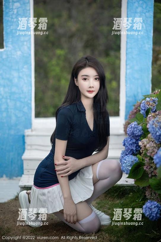 Xiuren秀人网 - 从未见过的徐微微mia私房魅惑作品集，真坏，总是能勾起我的好奇心。