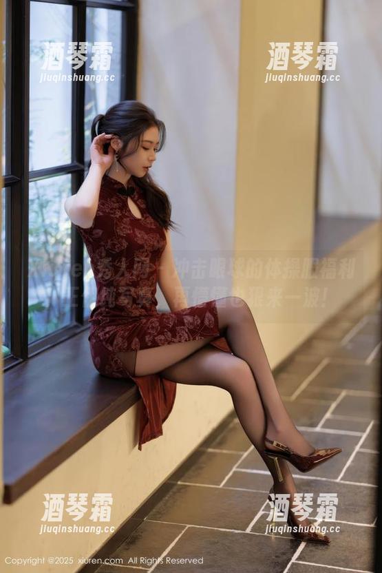 Xiuren秀人网-王伊纯 Xiuren秀人网 - 冲击眼球的体操服福利,王伊纯写真,再懵懂也狠来一波!