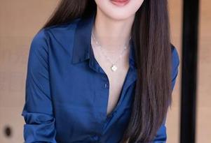 Xiuren秀人网 – 下载艾栗栗栗栗栗栗吖可爱图包，妥妥的软妹子战斗力！