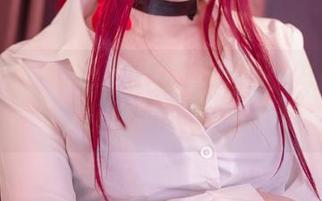 最新图集直击：sally多啦雪在体操服里还能有多俏皮？