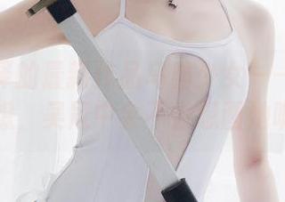 一小央泽的最新作品乌鸦少女——我一直在想，吴冠中会不会想画她呢？