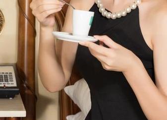 克拉女神 – 安安的喜怒哀乐合集：不怕剧情反转