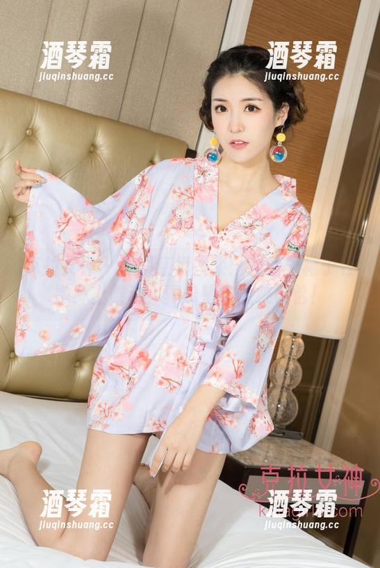 克拉女神 - 钟淇红裙图集：我看着裙子在她身上舞动，真希望它能跳恰恰！