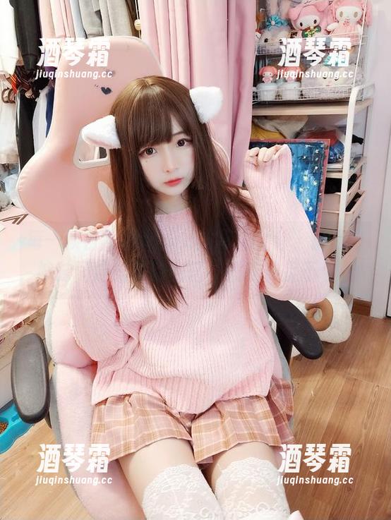 每一帧古川kagura的穹妹女仆，都像是被时间冲刷过的回忆，细腻却捉不住。