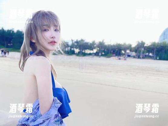 啾小妍的套装，集美貌与良心于一身，图包不收你一分钱！