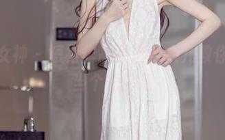 头条女神 – 短裙作品精选，火儿教你怎么当个短腿精