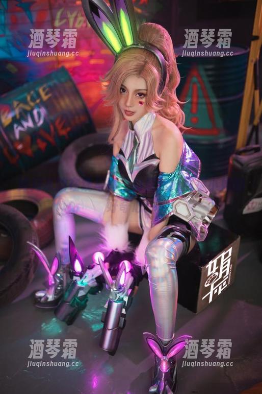 如月灰的在线写真，勾起我对厄运小姐的好奇心！