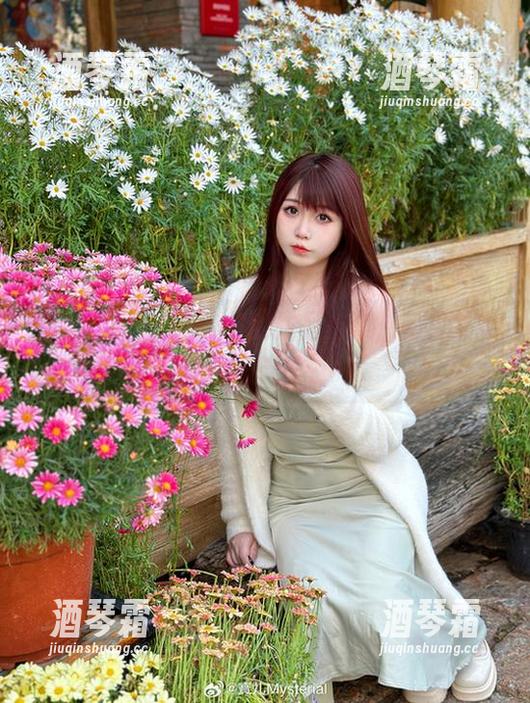 看宝儿mysterial的作品合集，秘密其实藏在细节里……