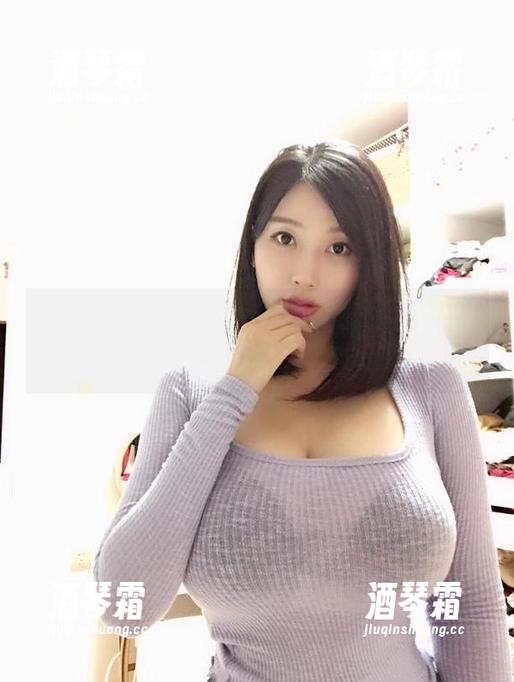 小芯酱 微密圈 - 原图到了,小芯酱的“镂空”令人垂涎,分享立刻呈现,她的选择真妙。