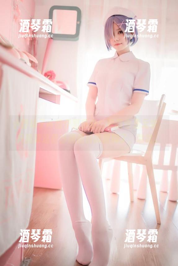 小野妹子w的伊丽莎白：更新也是无奈，只能靠这些沙雕图自我救赎了，哈哈。