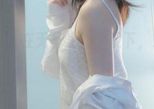 少女秩序 – 在无圣光的旁观下，乐栀的旗袍独白