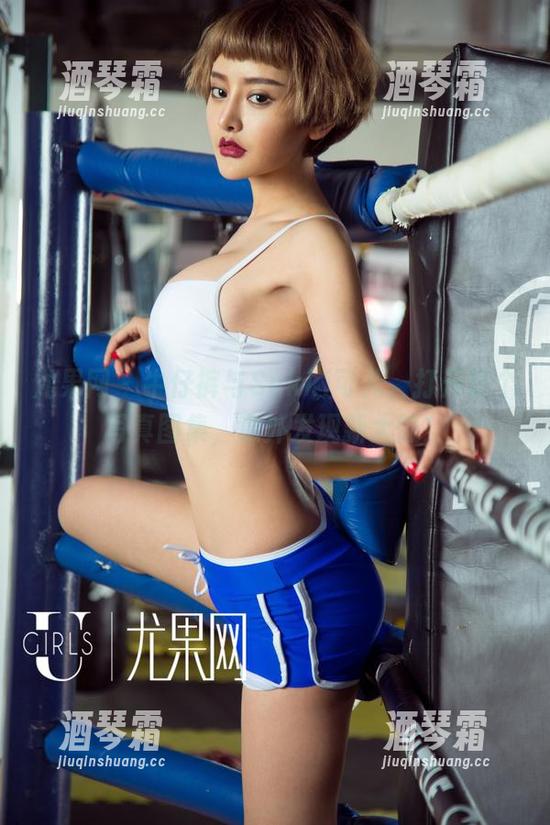 尤果网-Sukki可儿 尤果网 - 牛仔裤与Sukki可儿,打开这个写真图集,意外发现新大陆!
