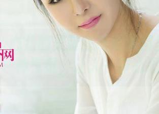 尤果网 – 心儿的美腿在高清美图里完全流淌出一种气氛，让人一阵心思无奈