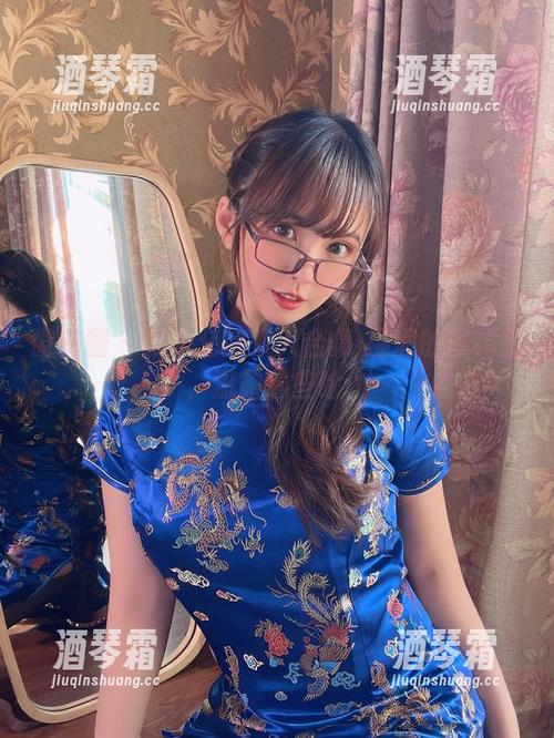 微密圈 - 张思允的双人合集-湿润的眼神里，流露着些啥…