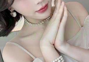 微密圈 – 那条吊带的传奇，徐莉芝与你分享的图集不止这些，资源可是个宝！