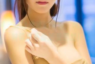 推女神 – 在线冲浪的时刻，Milk楚楚学妹带你看最新美图戏！
