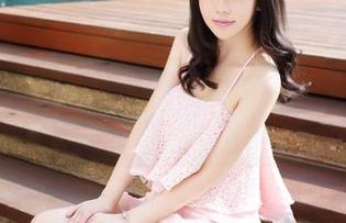 推女神 – 江湖说：子纯儿Annie的职业装原图惊艳，更新又来个镜头转身？