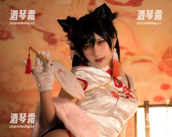 柘烟Zuken这套路易九世礼服自拍，图包里光影怎么那么任性？