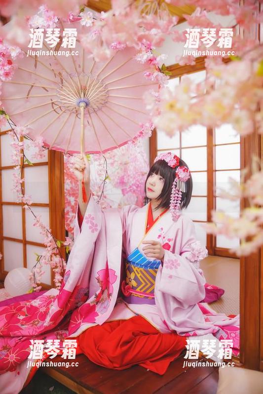 这些吊带，桜桃喵头像挂着下载的好奇