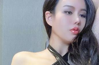 微密圈 – 水蜜桃米米的热辣红，这合集作品就不怕被喷吗？