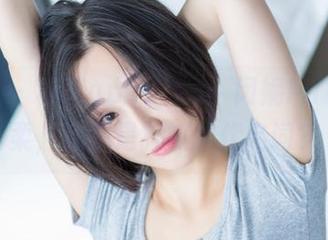 爱蜜社 – 写真updates：闵妮Mily的温柔，大概是甜腻的代名词？