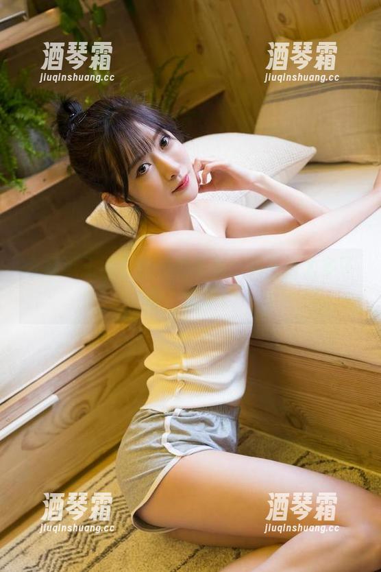 王羽杉 在线逛王羽杉的短裙系列,美图也太多了吧,绝了!