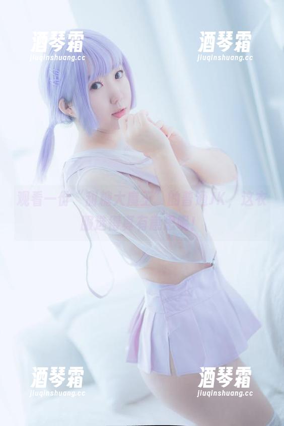 观看一份“甜糖大魔王”的普通JK，这衣服选得真有意思呢！