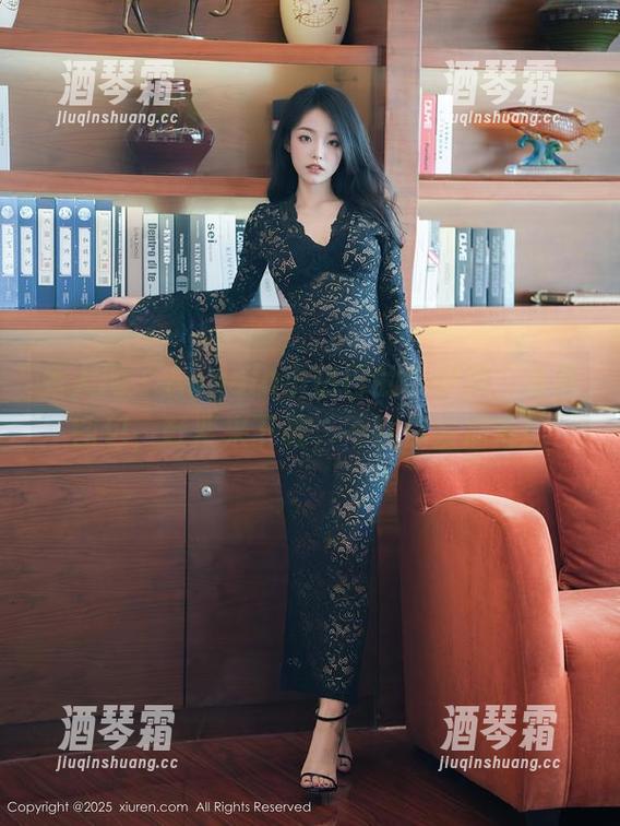 秀人网 - Angela小热巴的牛仔裤：免费图包，赶紧来下载，不然你会后悔！