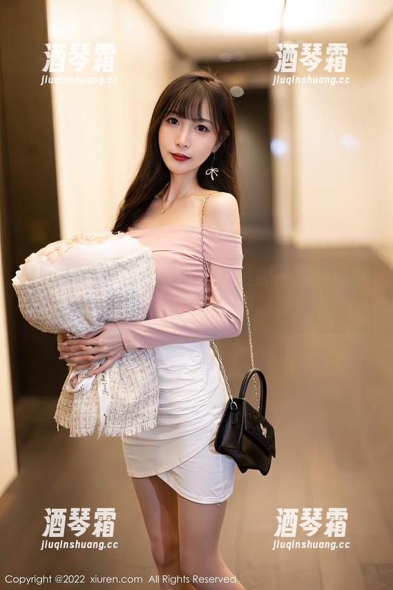 秀人网 - 这又是玄子的泳装照—精选写真，啧，有些身材让人想多看几眼