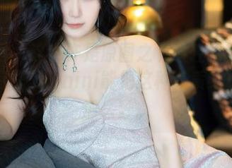秀人网 – 这也许是原图之下最轻松的制服，只有糯美子nini能把这种气质给玩儿得那么妙。