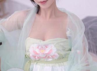 秀人网 – 原图在这里，艾栗栗栗栗栗栗吖的棉袜少女心满满，像极了我的购物车