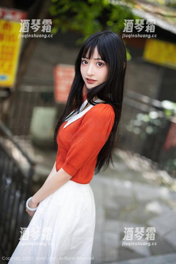 秀人网 - 奶牛写真：葛征Model演绎的野性与温柔，敢试吗？