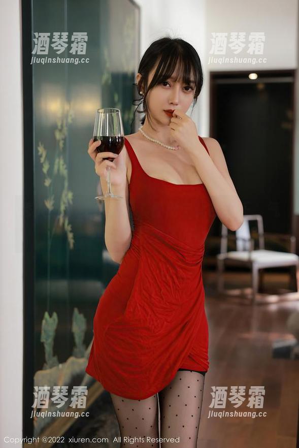 秀人网 - 免费资源，静颜宁化身女王，气场就能震撼你的心
