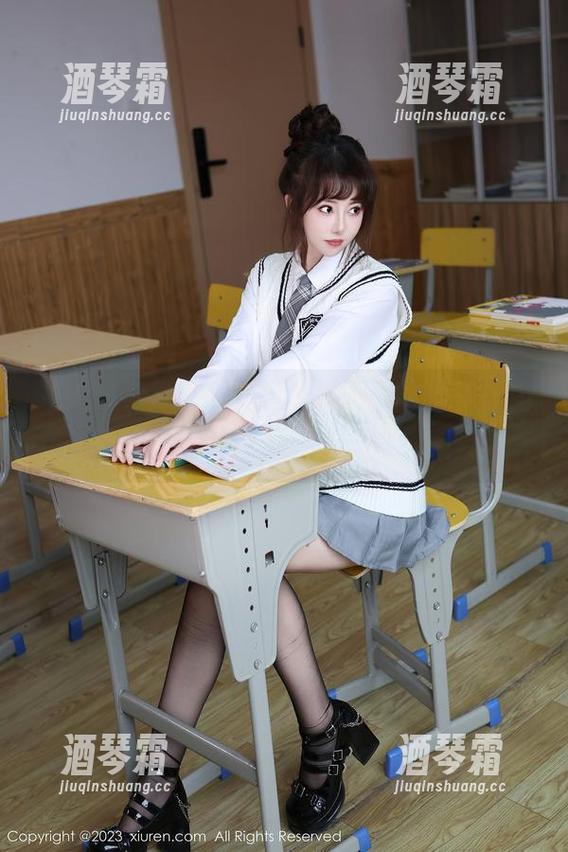 秀人网-顾奈奈 秀人网 - 顾奈奈的运动新境界,告别圣光,作品更有味。