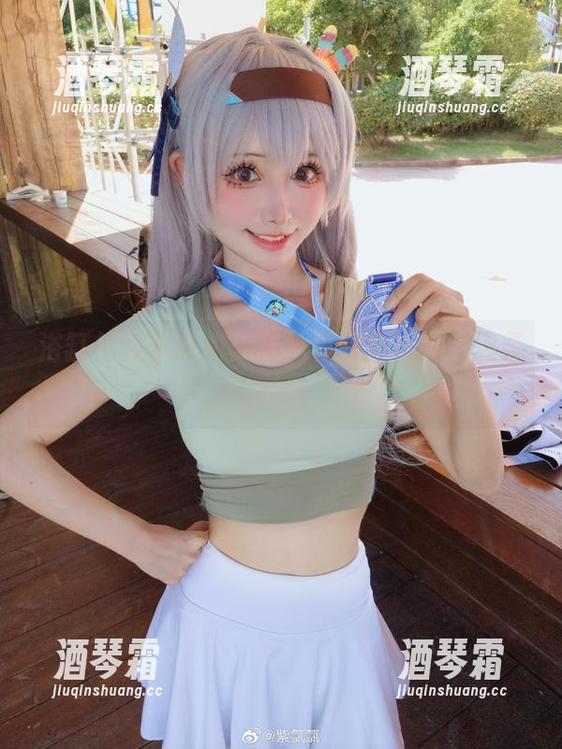 浴缸与紫氯氯的默契，套图里流转的温柔瞬间