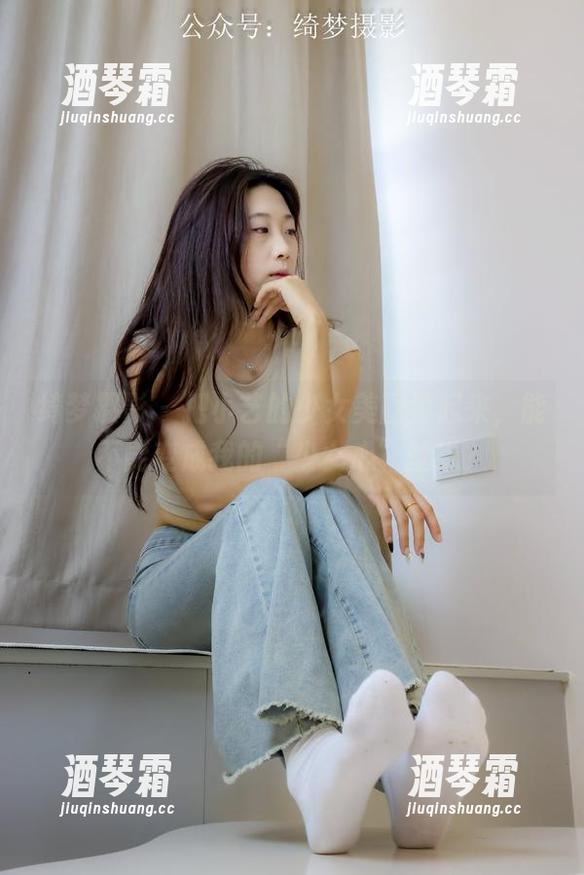 绮梦摄影 - 把小艺的少女美图叠起来，能不能变成我的“少女心”壁纸？