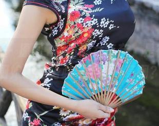 美媛馆 – 原图裡的小魔女奈奈，是在化身厨娘还是势必要给我种草啊？