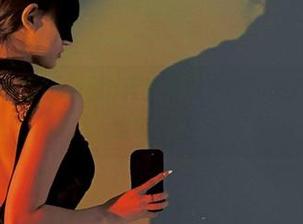微密圈 – 脸红Dearie天生的兔女郎，躲在光影中的诚实作品