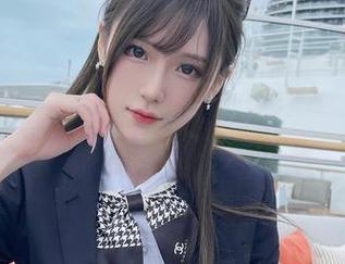 高清礼服，腐团儿Ikaros像是从二次元窜出来的漫姬，嗨呀！